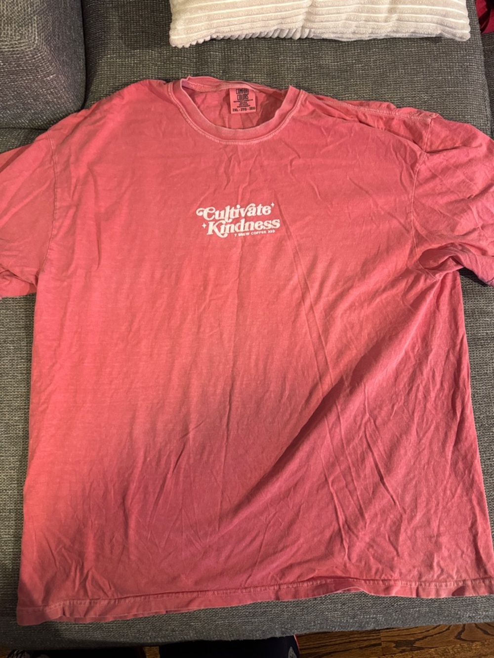 7 Brew Cultivate Kindness Men's Short-Sleeve Tee - Pink